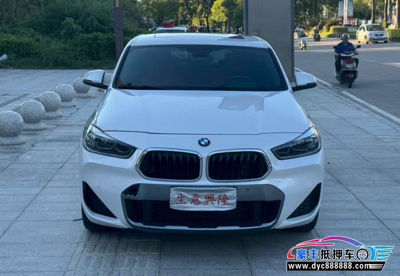 20年宝马X2轿车抵押车出售