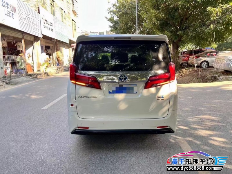 20年丰田埃尔法轿车抵押车出售