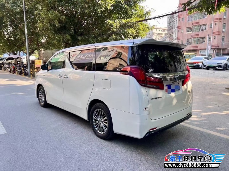 20年丰田埃尔法轿车抵押车出售