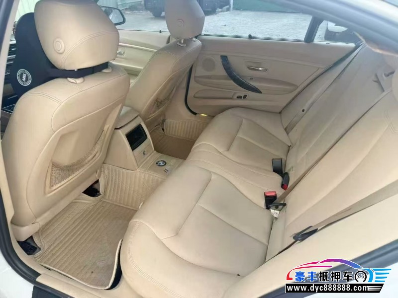 13年宝马3系轿车抵押车出售