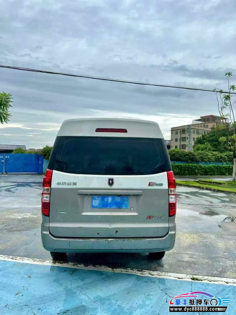 23年金杯海狮X30L轿车抵押车出售