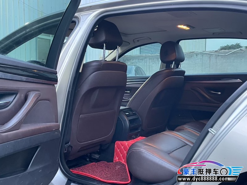 17年宝马5系轿车抵押车出售