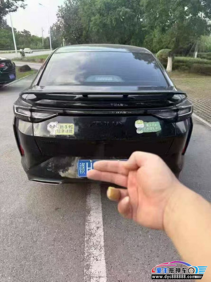 24年东风风神奕炫轿车抵押车出售