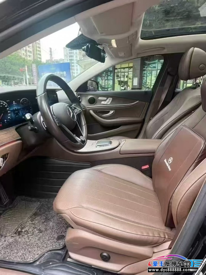 22年奔驰E轿车抵押车出售