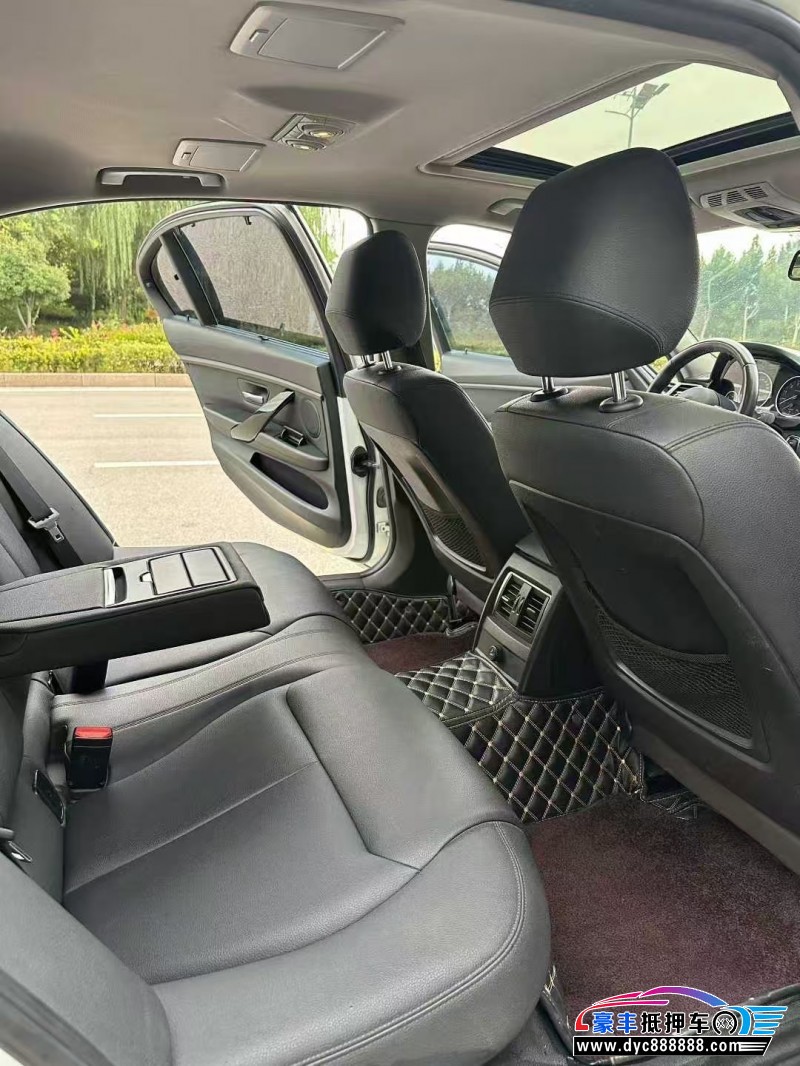 17年宝马3系轿车抵押车出售