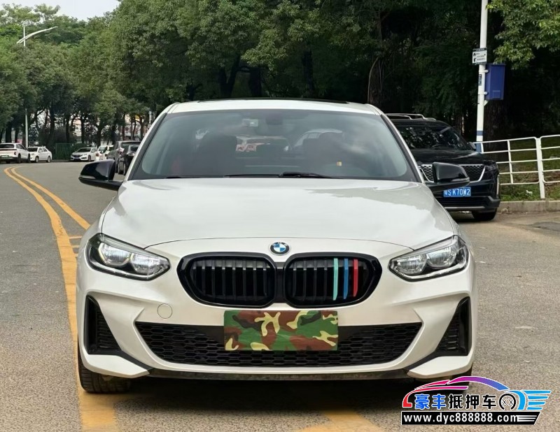 21年宝马1系轿车抵押车出售