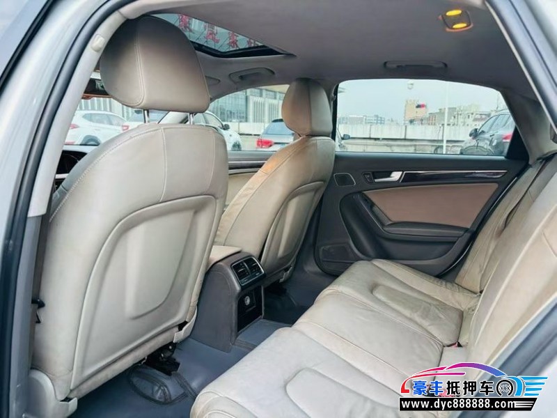 12年奥迪A4L轿车抵押车出售