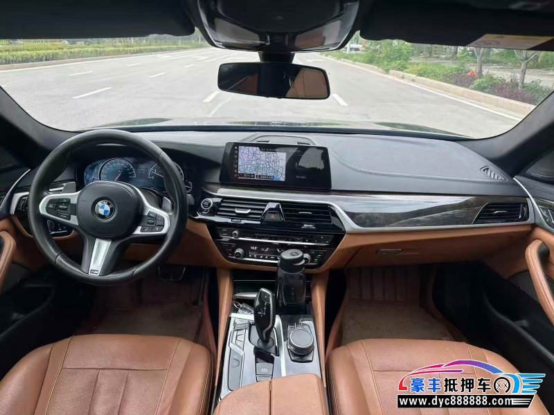 17年宝马5系轿车抵押车出售