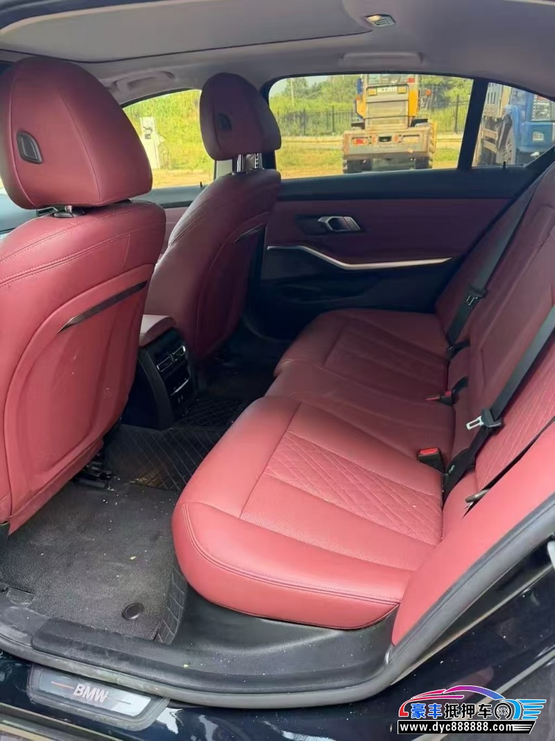 24年宝马i3轿车抵押车出售