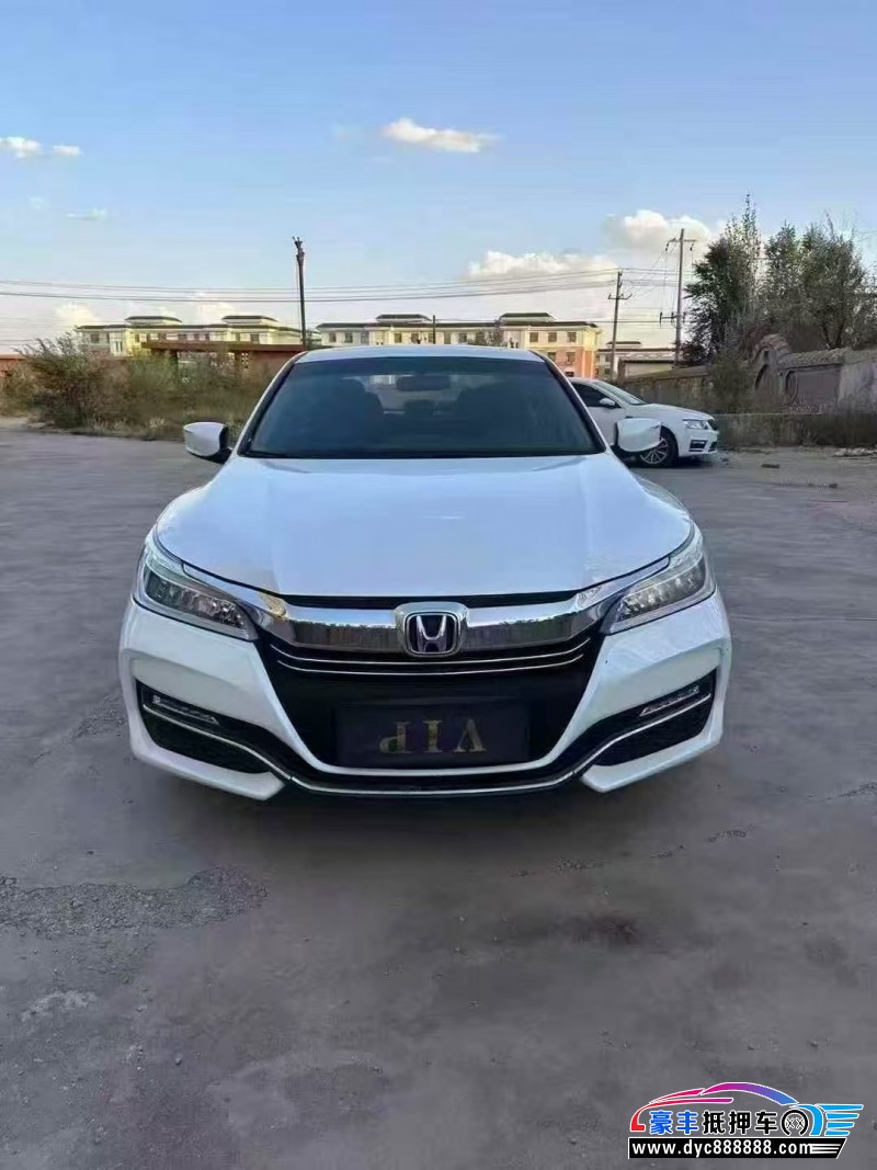 18年本田雅阁轿车抵押车出售