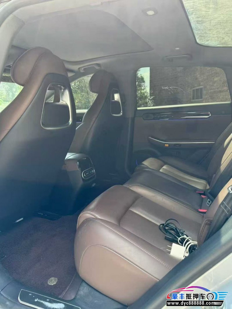 23年零跑c01轿车抵押车出售