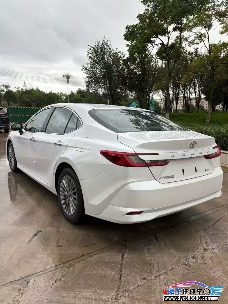 25年丰田凯美瑞轿车抵押车出售