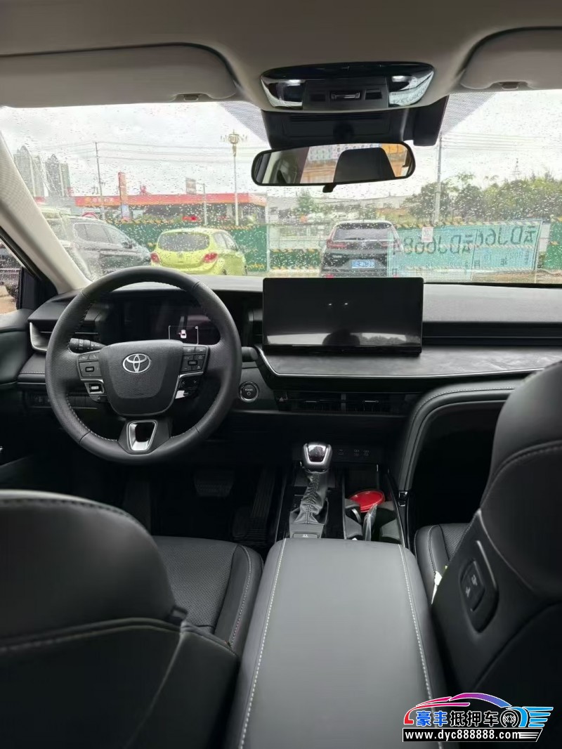 25年丰田凯美瑞轿车抵押车出售