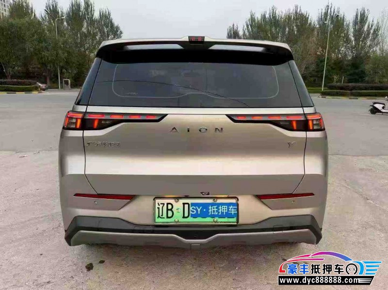 22年埃安Y70轿车抵押车出售