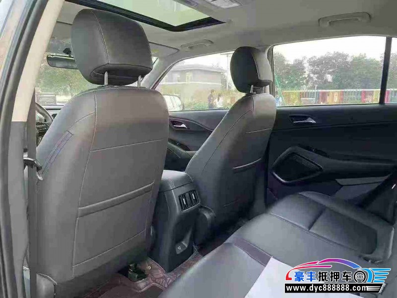 21年现代ix35轿车抵押车出售