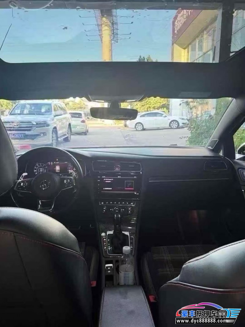 19年大众高尔夫轿车抵押车出售