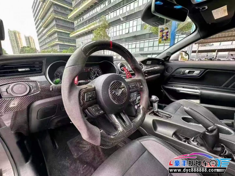 19年福特野马轿车抵押车出售