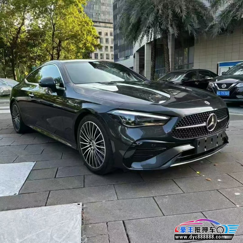 24年奔驰CL级轿车抵押车出售