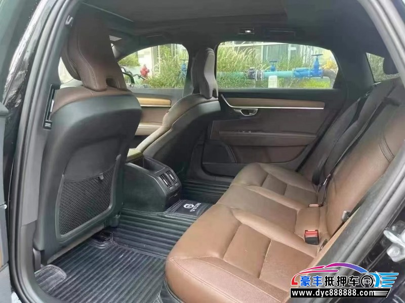 22年沃尔沃S90轿车抵押车出售