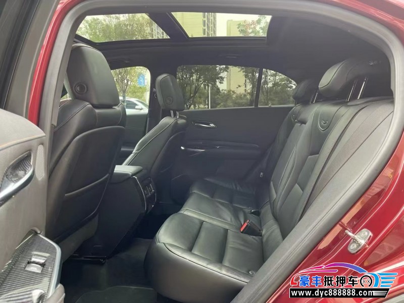 19年凯迪拉克XT4轿车抵押车出售