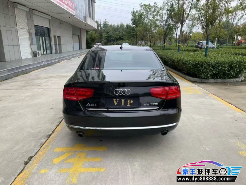 14年奥迪A8L轿车抵押车出售