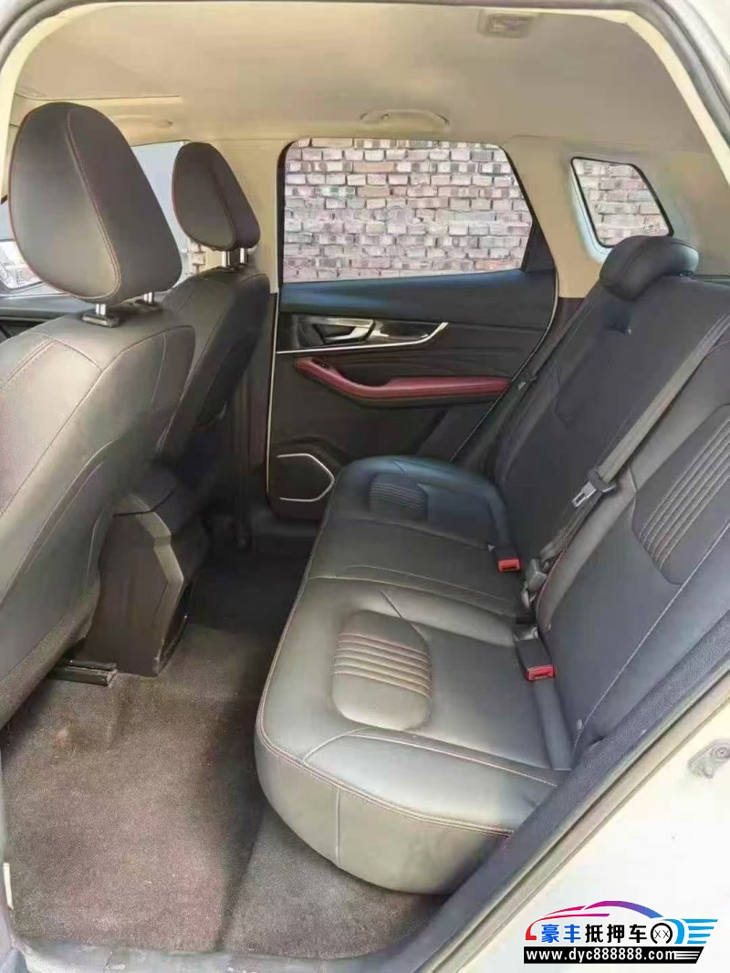 22年奔腾t33轿车抵押车出售