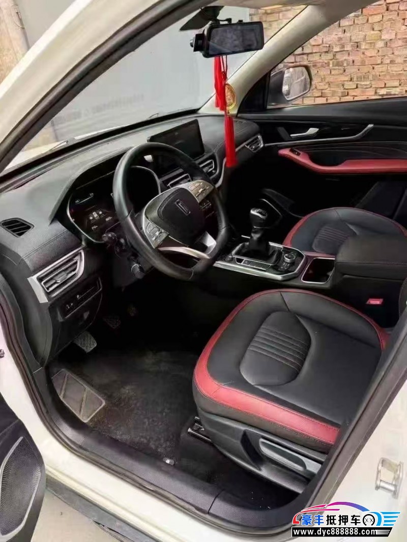 22年奔腾t33轿车抵押车出售