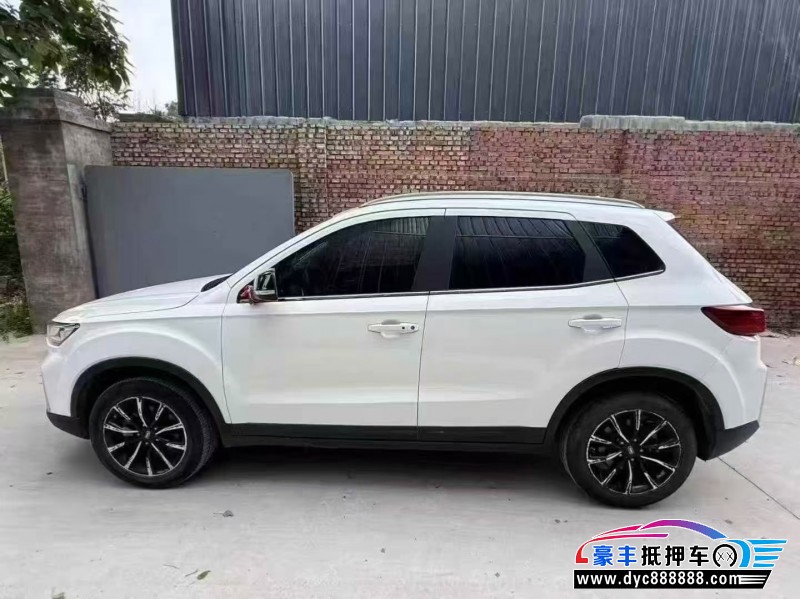 22年奔腾t33轿车抵押车出售