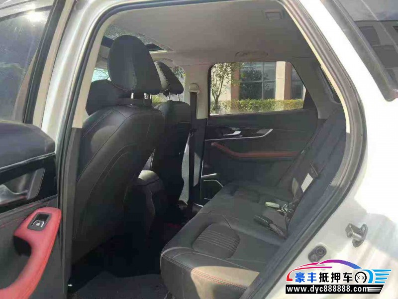 19年奔腾t33轿车抵押车出售