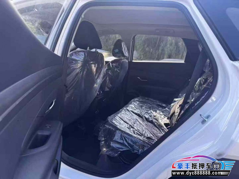 25年现代途胜轿车抵押车出售