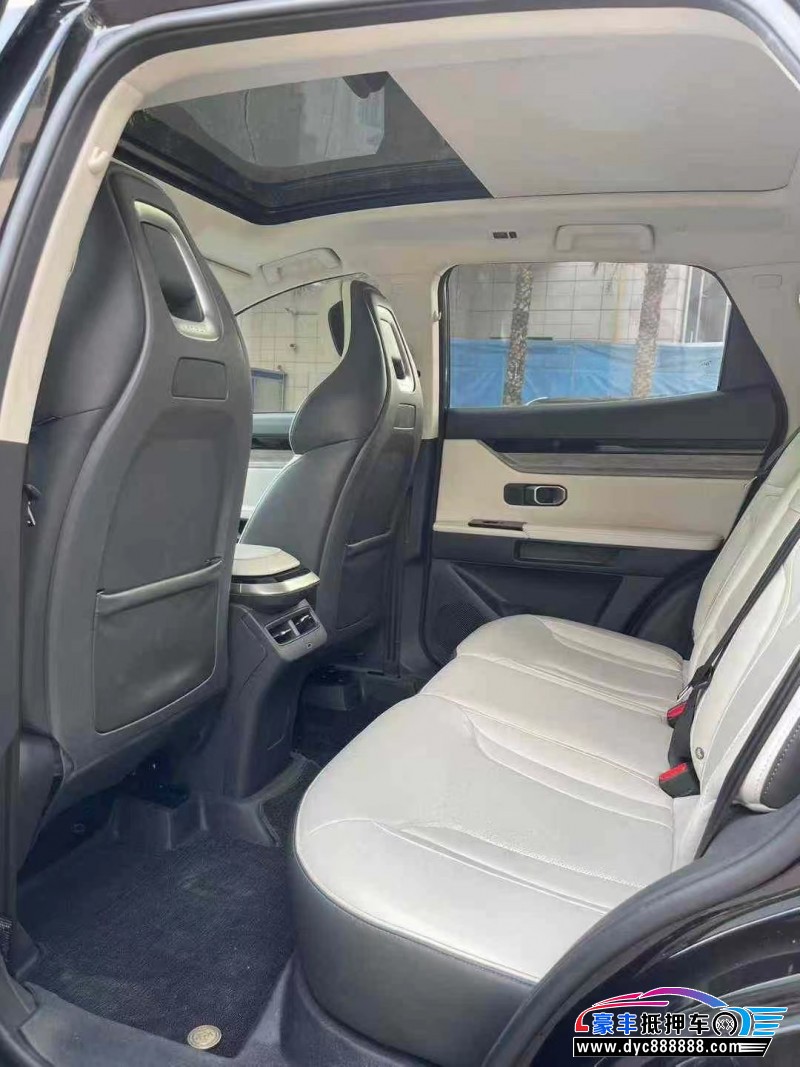 23年捷途大圣轿车抵押车出售