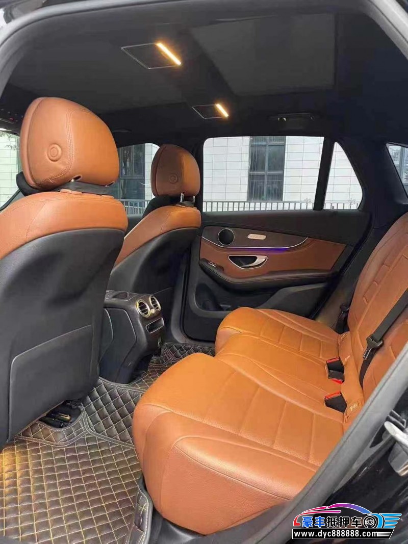 20年奔驰GLC轿车抵押车出售