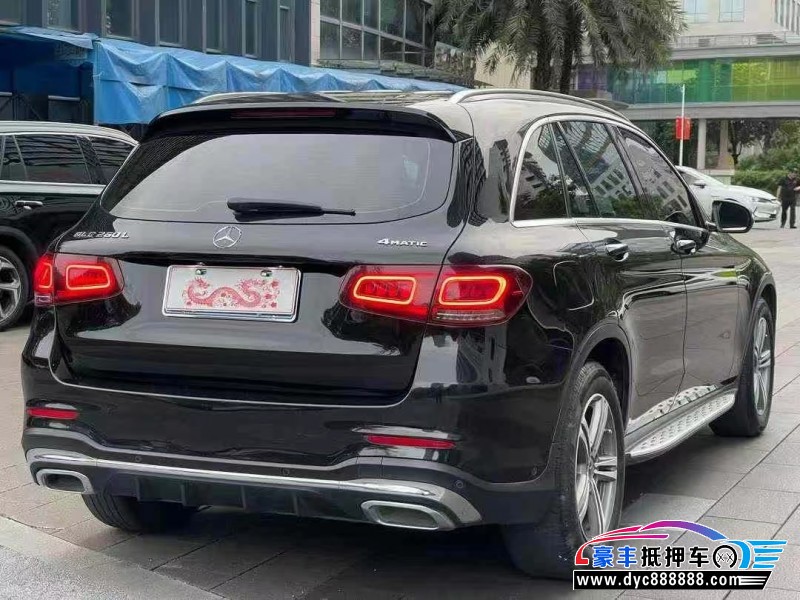 20年奔驰GLC轿车抵押车出售