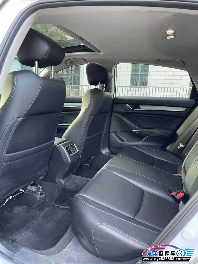 21年本田雅阁轿车抵押车出售