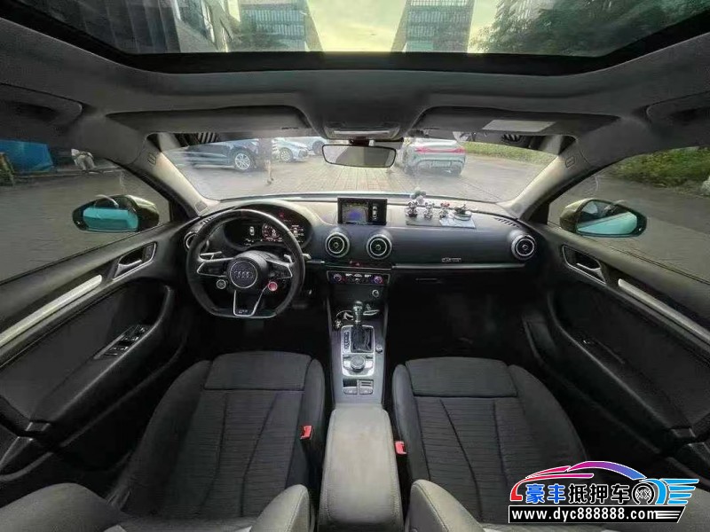 19年奥迪A3轿车抵押车出售