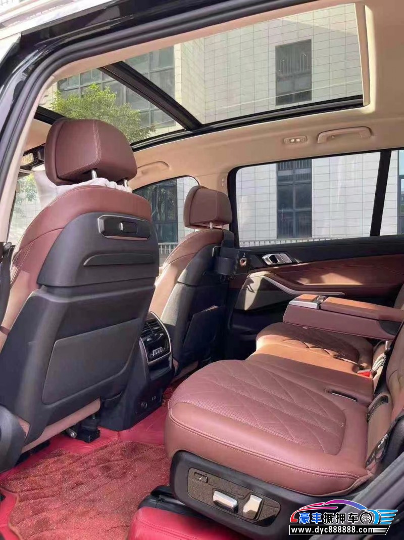 23年宝马X7轿车抵押车出售