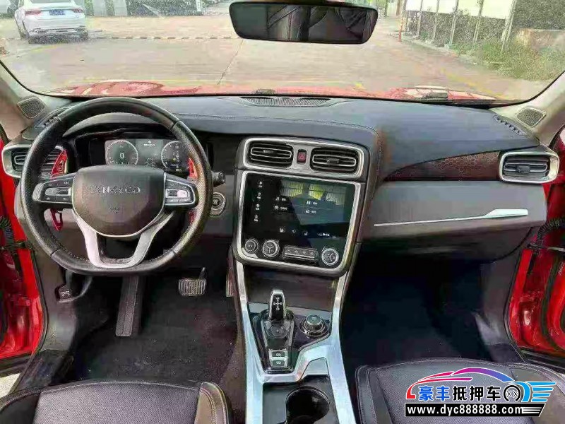 18年领克01轿车抵押车出售