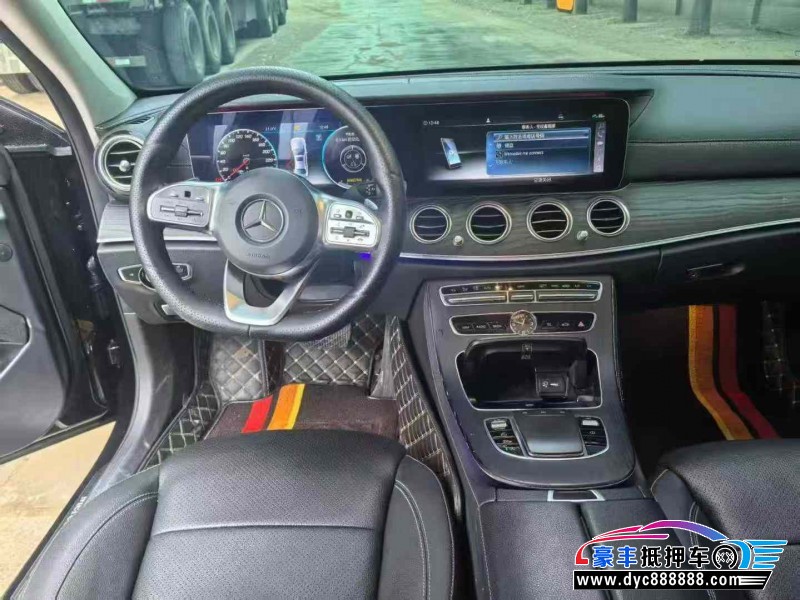 20年奔驰E轿车抵押车出售