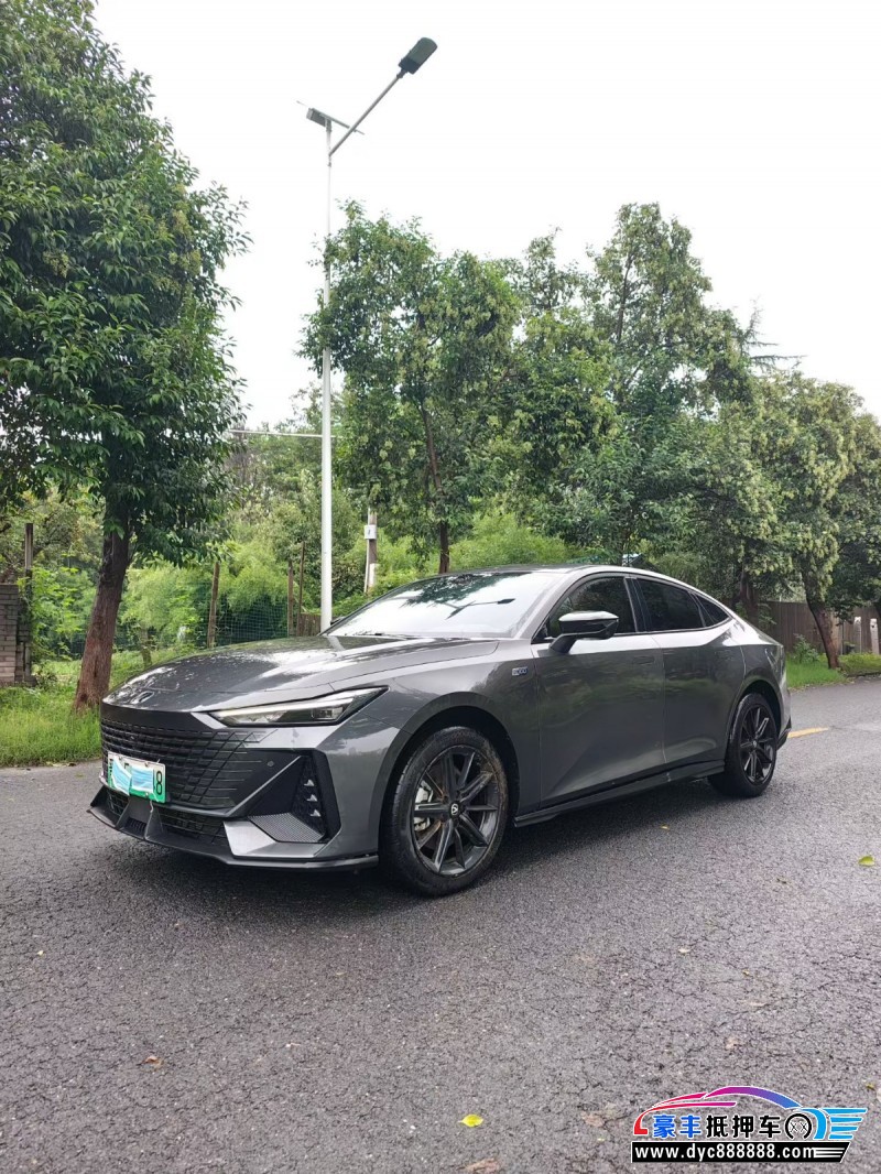 23年长安长安UNI轿车抵押车出售