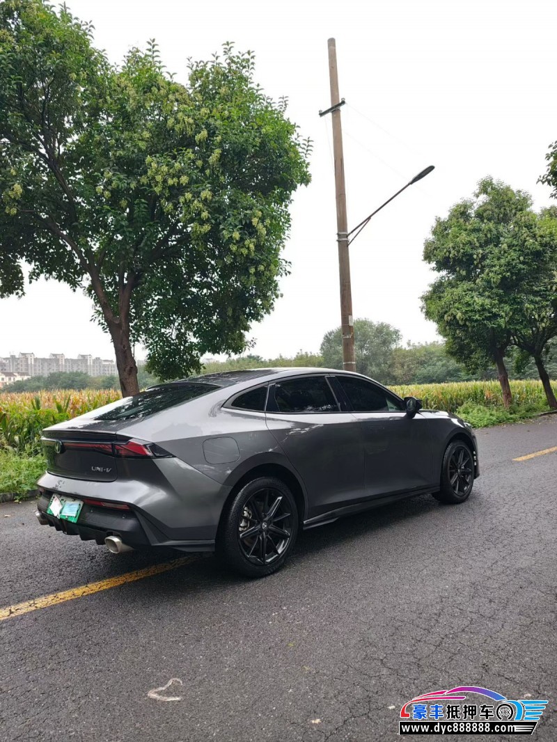 23年长安长安UNI轿车抵押车出售