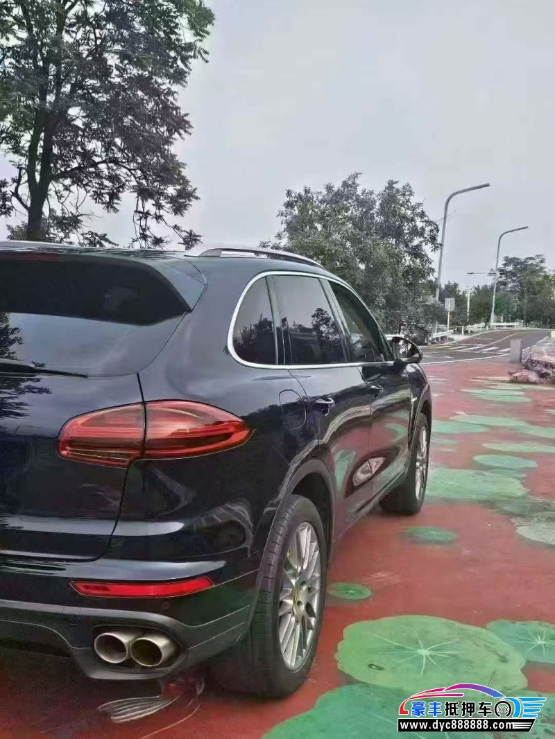 17年保时捷卡宴SUV抵押车出售