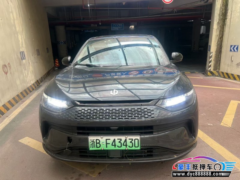 23年零跑C11轿车抵押车出售