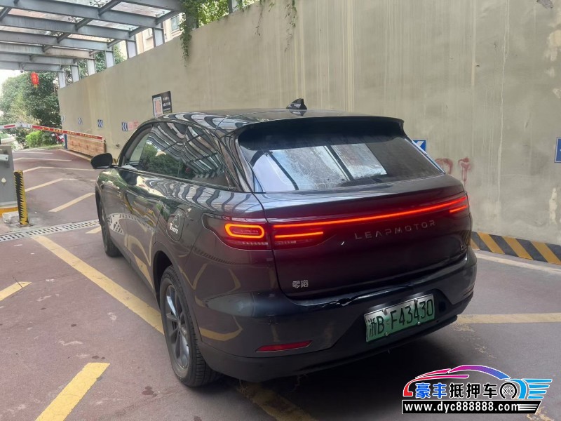 23年零跑C11轿车抵押车出售