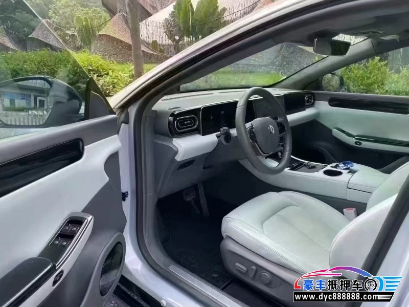 23年零跑c01轿车抵押车出售