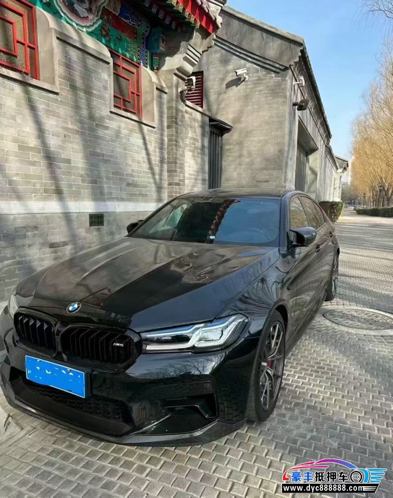 22年宝马M5轿车抵押车出售