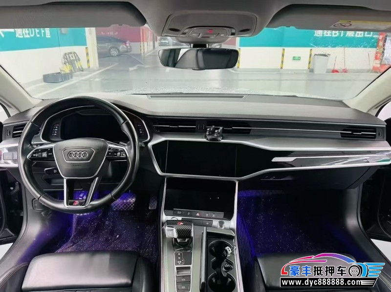 20年奥迪A7轿车抵押车出售