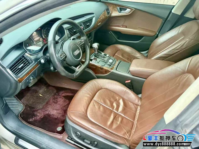 13年奥迪A7轿车抵押车出售