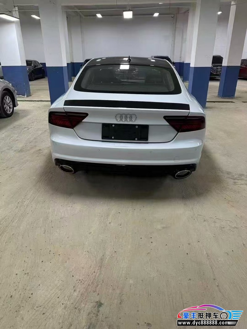 17年奥迪A7轿车抵押车出售