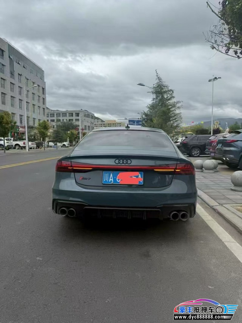 21年奥迪A7轿车抵押车出售