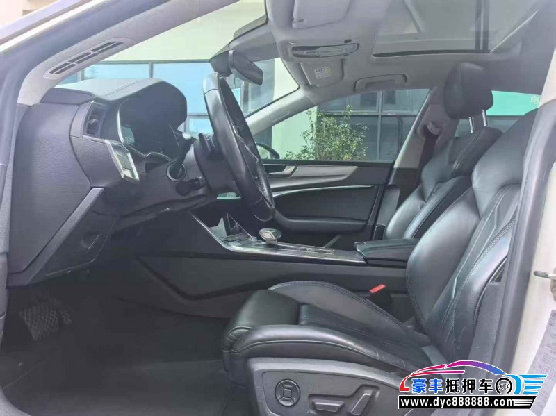 20年奥迪A7轿车抵押车出售